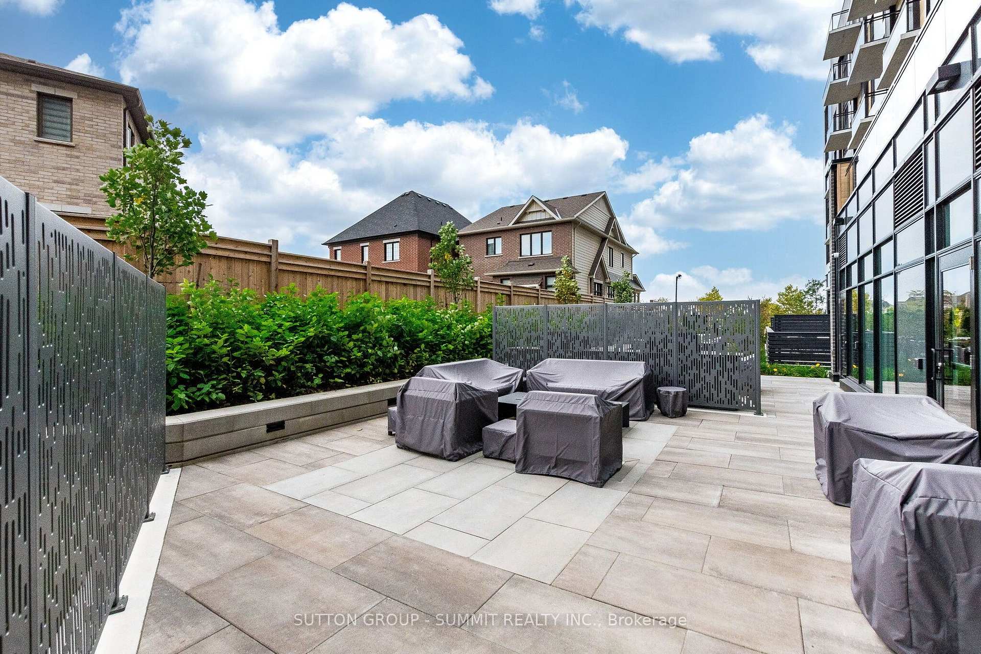 Photo 48 of Unit 421, 3008 William Cutmore Boulevard, Oakville, Joshua Meadows — HOMEH