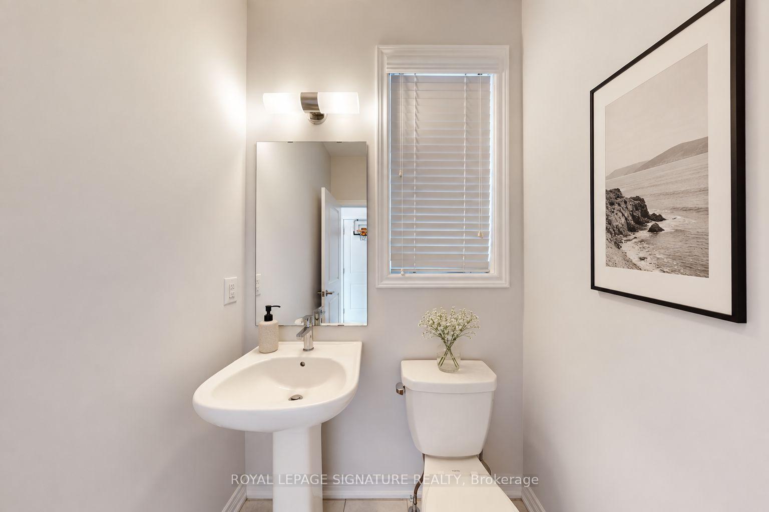 Photo 7 of Unit 37, 10 Birmingham Drive, Cambridge, Hillcrest/Forbes Park — HOMEH