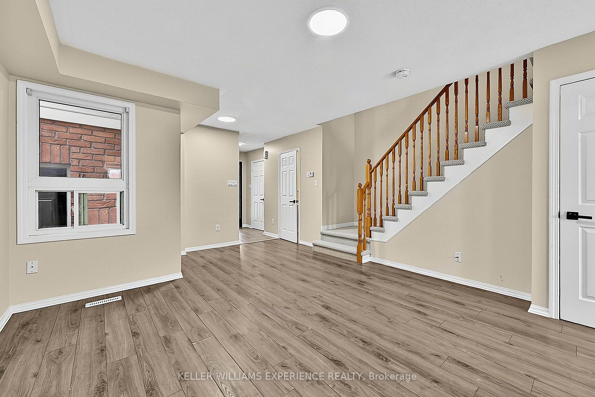 Photo 10 of 78 Commonwealth Road, Barrie, Innis-Shore — HOMEH