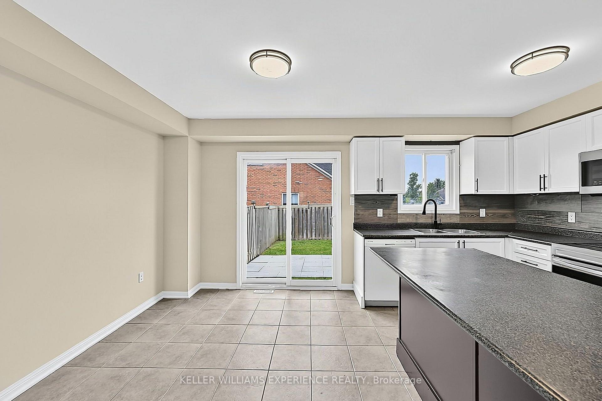 Photo 17 of 78 Commonwealth Road, Barrie, Innis-Shore — HOMEH