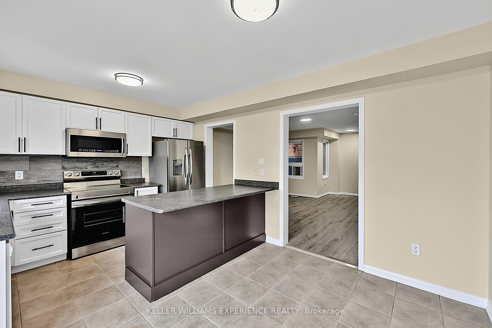 Photo 19 of 78 Commonwealth Road, Barrie, Innis-Shore — HOMEH