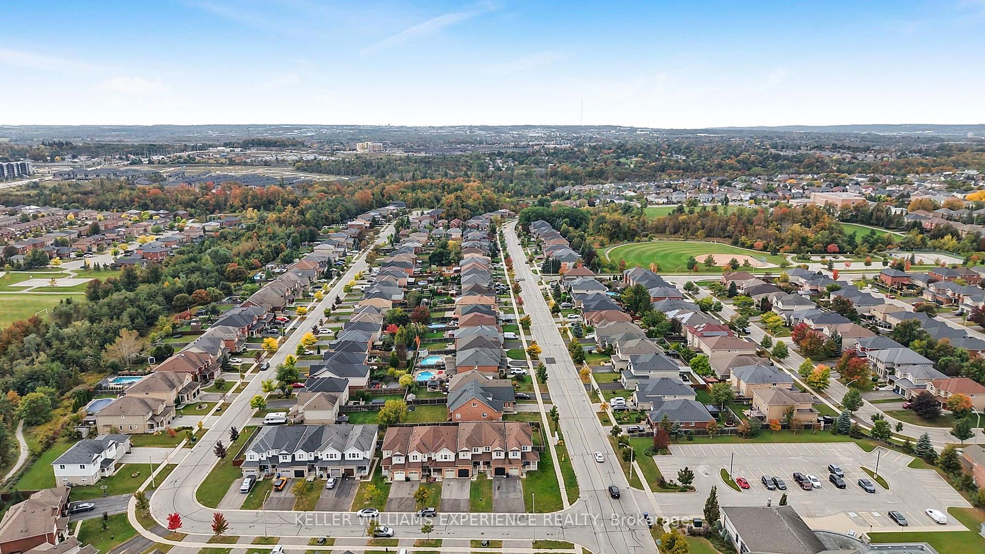 Photo 41 of 78 Commonwealth Road, Barrie, Innis-Shore — HOMEH