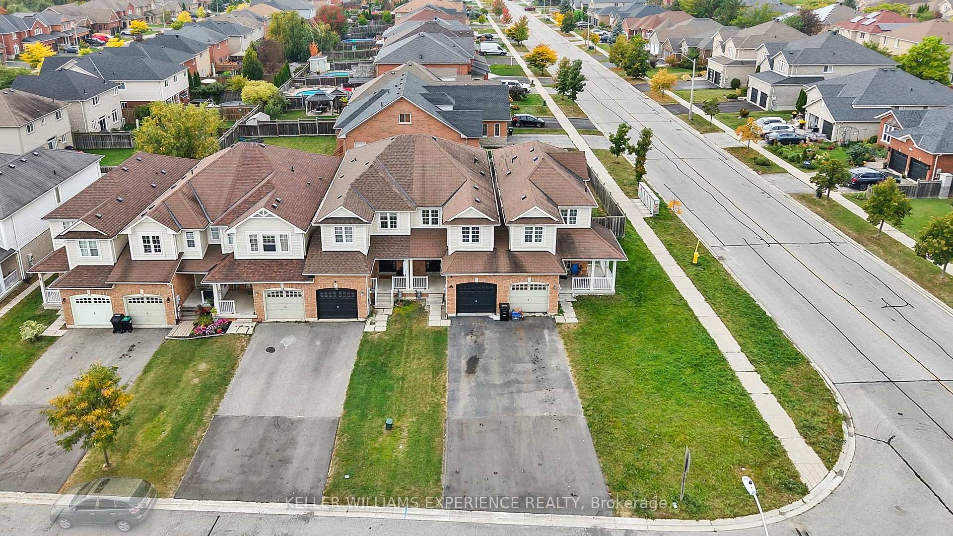 Photo 42 of 78 Commonwealth Road, Barrie, Innis-Shore — HOMEH