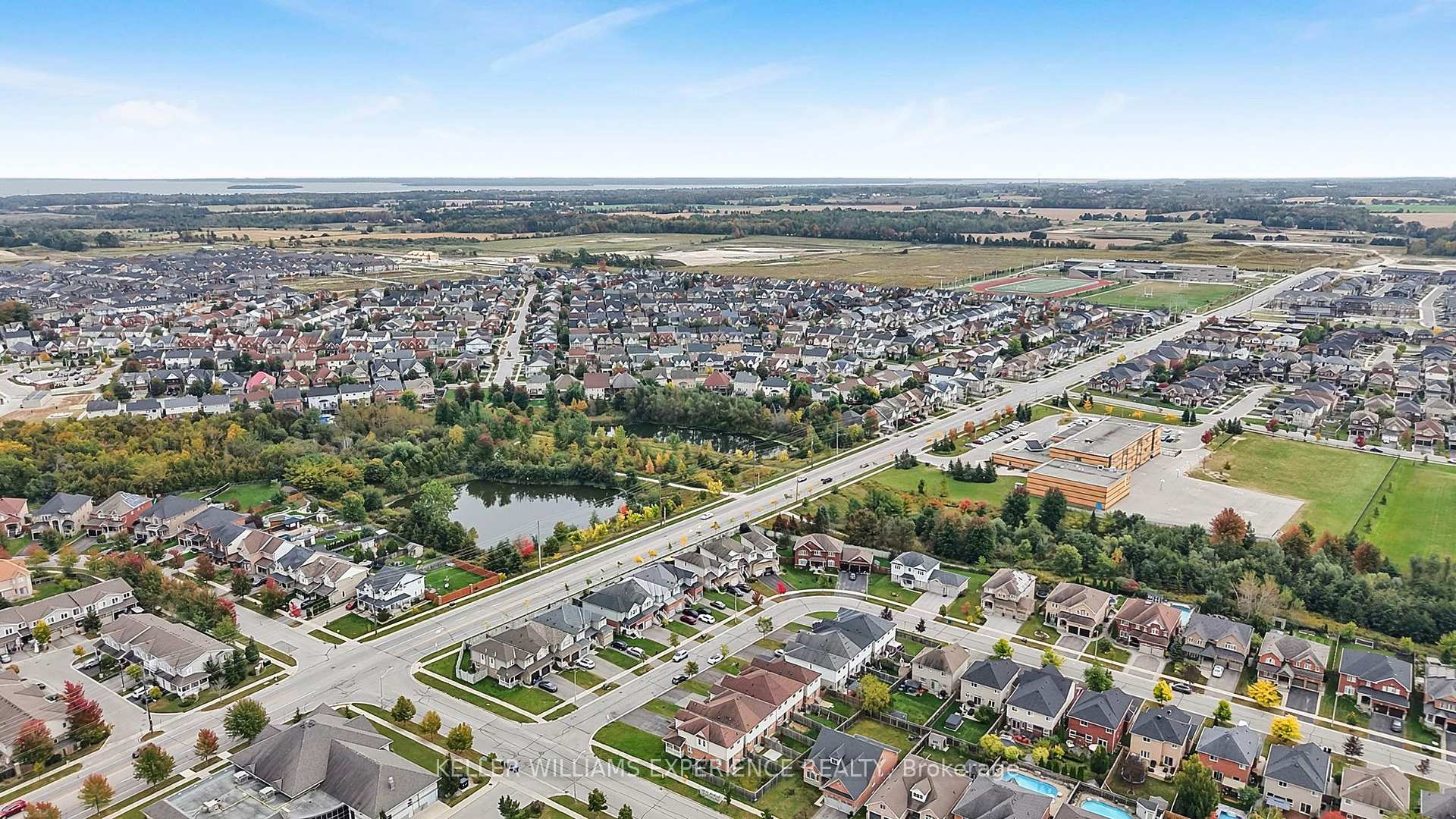Photo 48 of 78 Commonwealth Road, Barrie, Innis-Shore — HOMEH