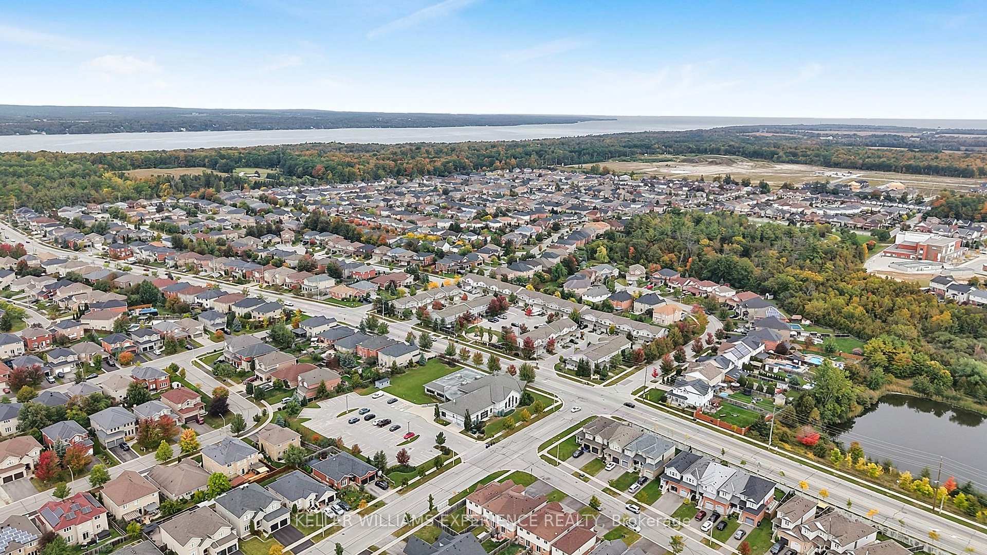 Photo 49 of 78 Commonwealth Road, Barrie, Innis-Shore — HOMEH