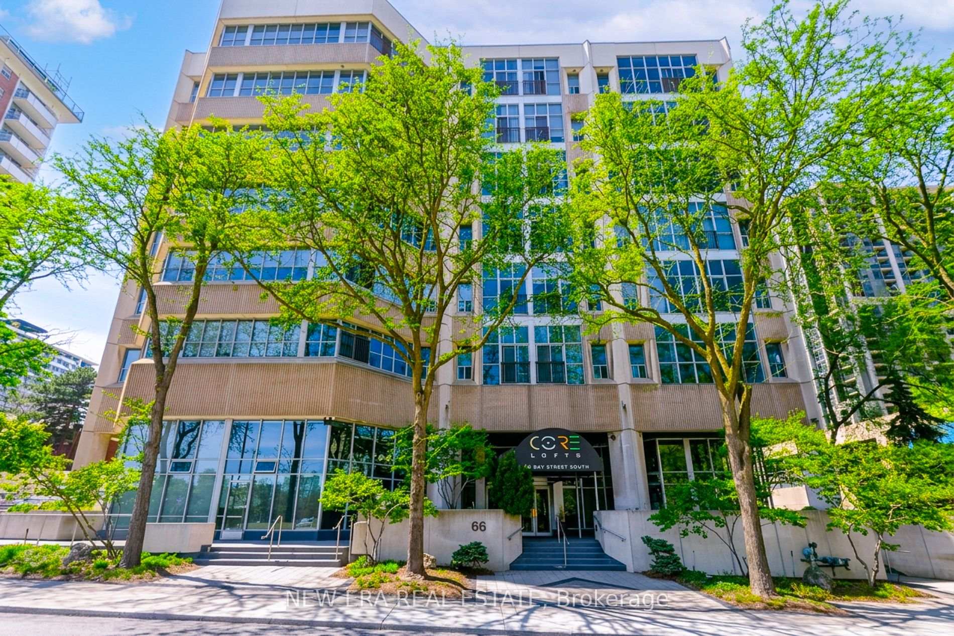 Photo of Unit 414, 66 Bay Street S