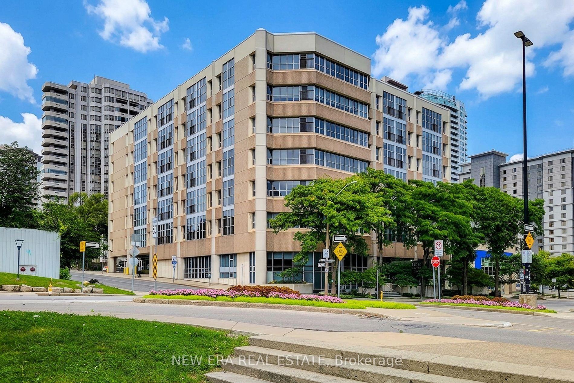 Photo 3 of Unit 414, 66 Bay Street S, Hamilton, Durand — HOMEH