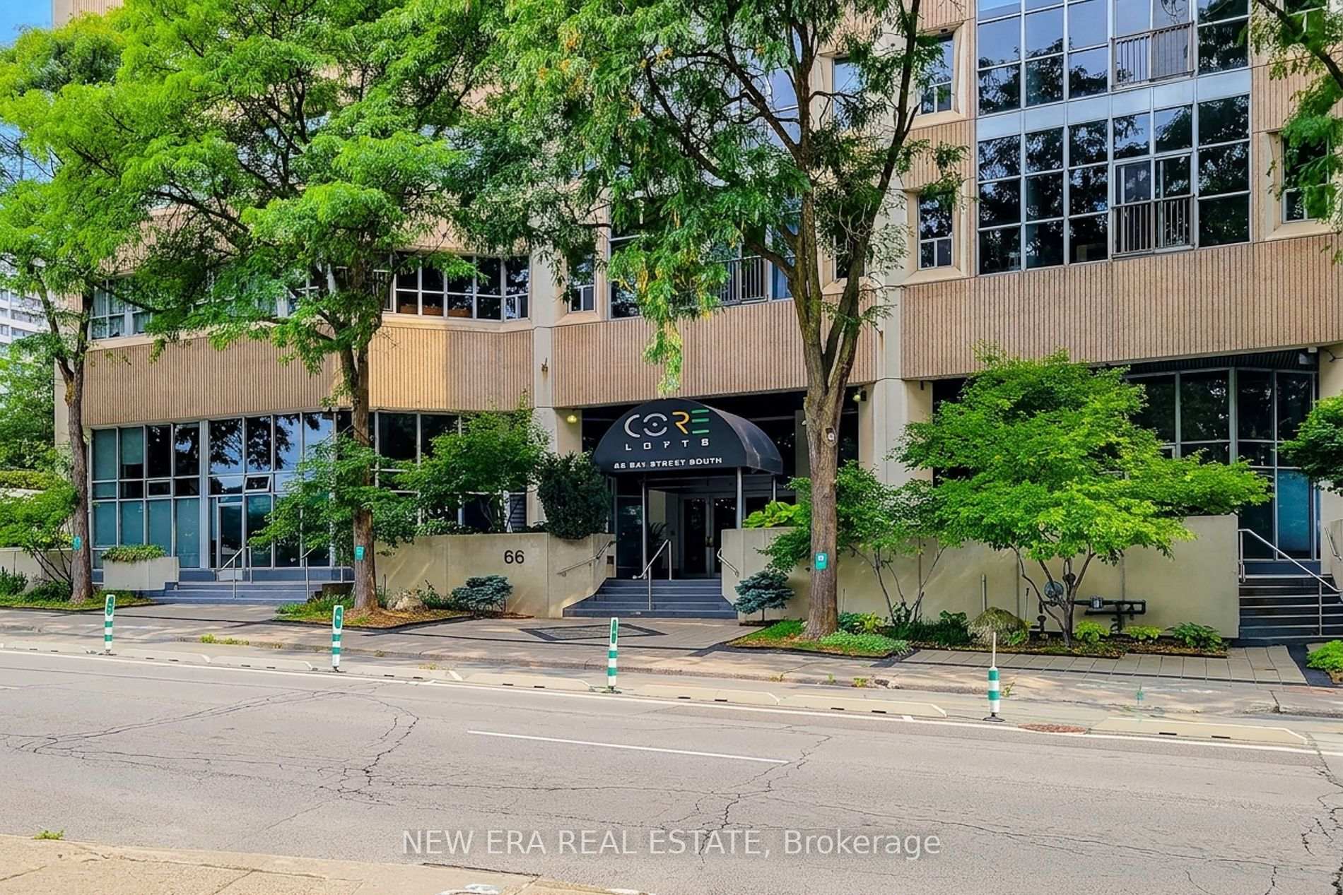 Photo 4 of Unit 414, 66 Bay Street S, Hamilton, Durand — HOMEH