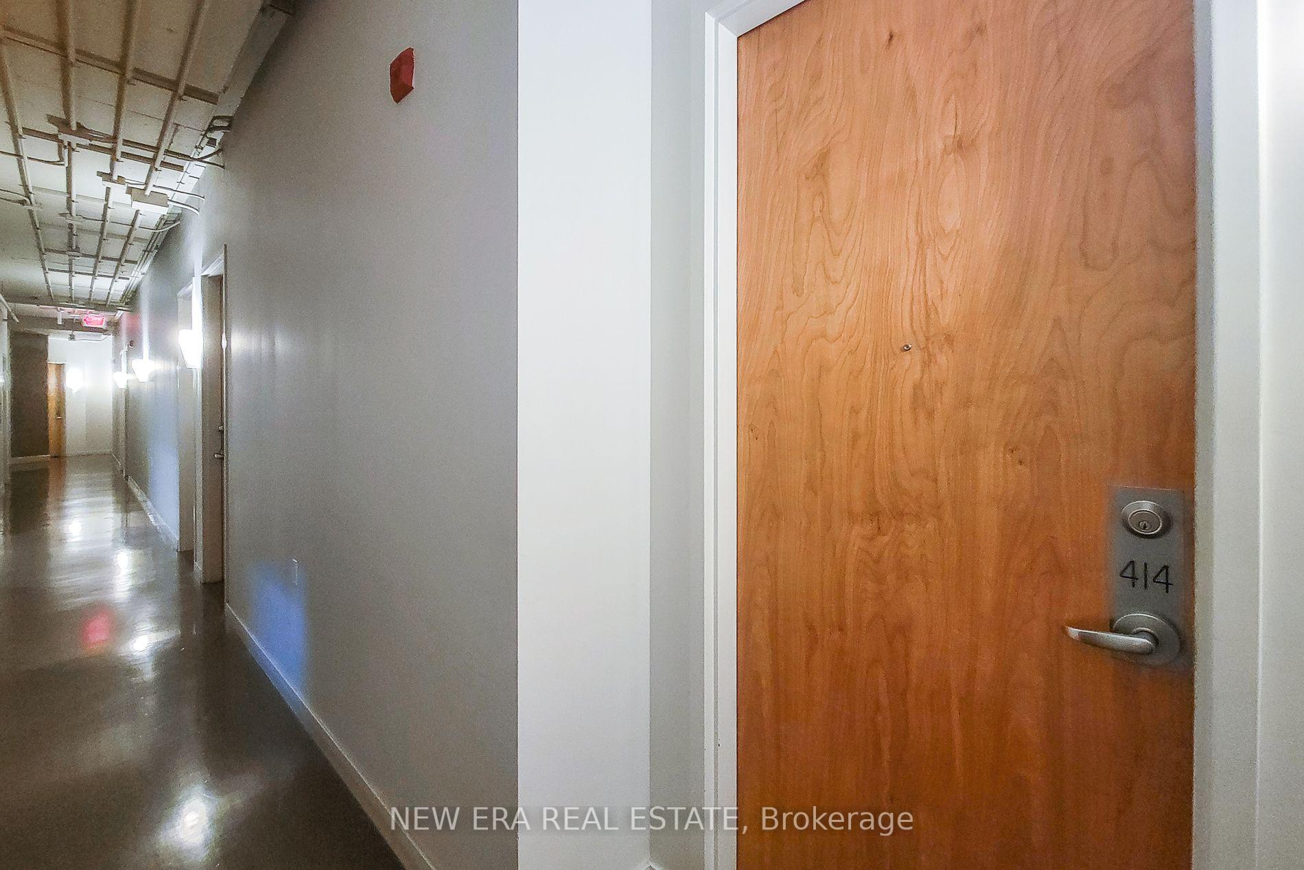Photo 6 of Unit 414, 66 Bay Street S, Hamilton, Durand — HOMEH