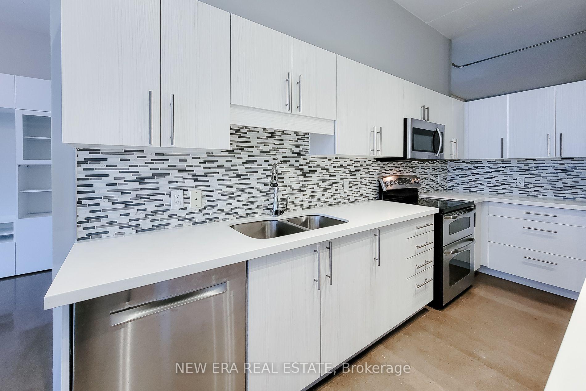 Photo 21 of Unit 414, 66 Bay Street S, Hamilton, Durand — HOMEH