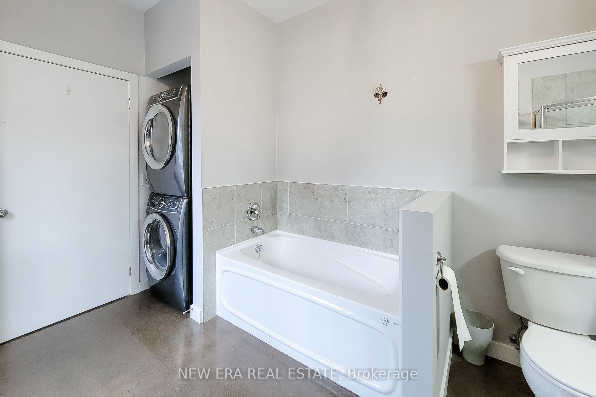 Photo 32 of Unit 414, 66 Bay Street S, Hamilton, Durand — HOMEH