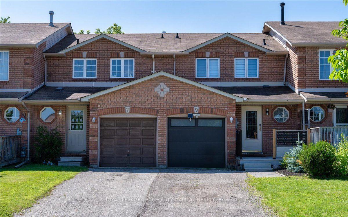 Photo 1 of 9 Seymour Crescent, Barrie, Holly — HOMEH