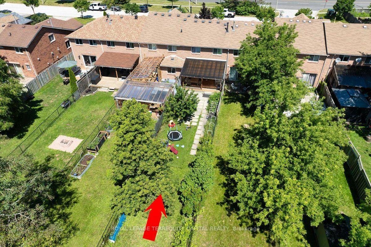 Photo 5 of 9 Seymour Crescent, Barrie, Holly — HOMEH