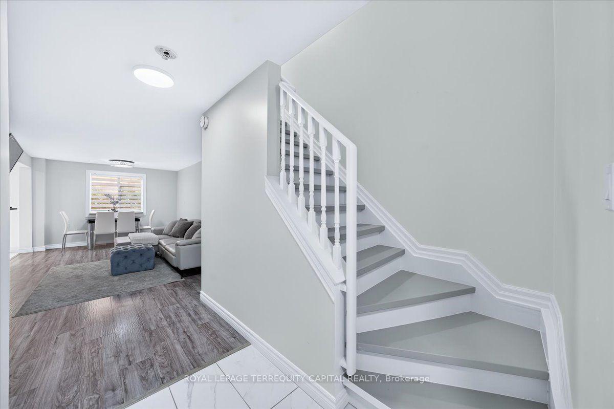 Photo 26 of 9 Seymour Crescent, Barrie, Holly — HOMEH