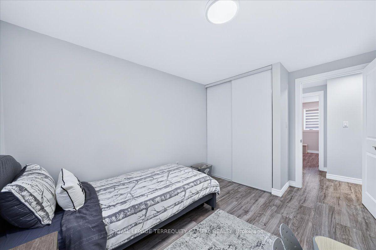 Photo 35 of 9 Seymour Crescent, Barrie, Holly — HOMEH