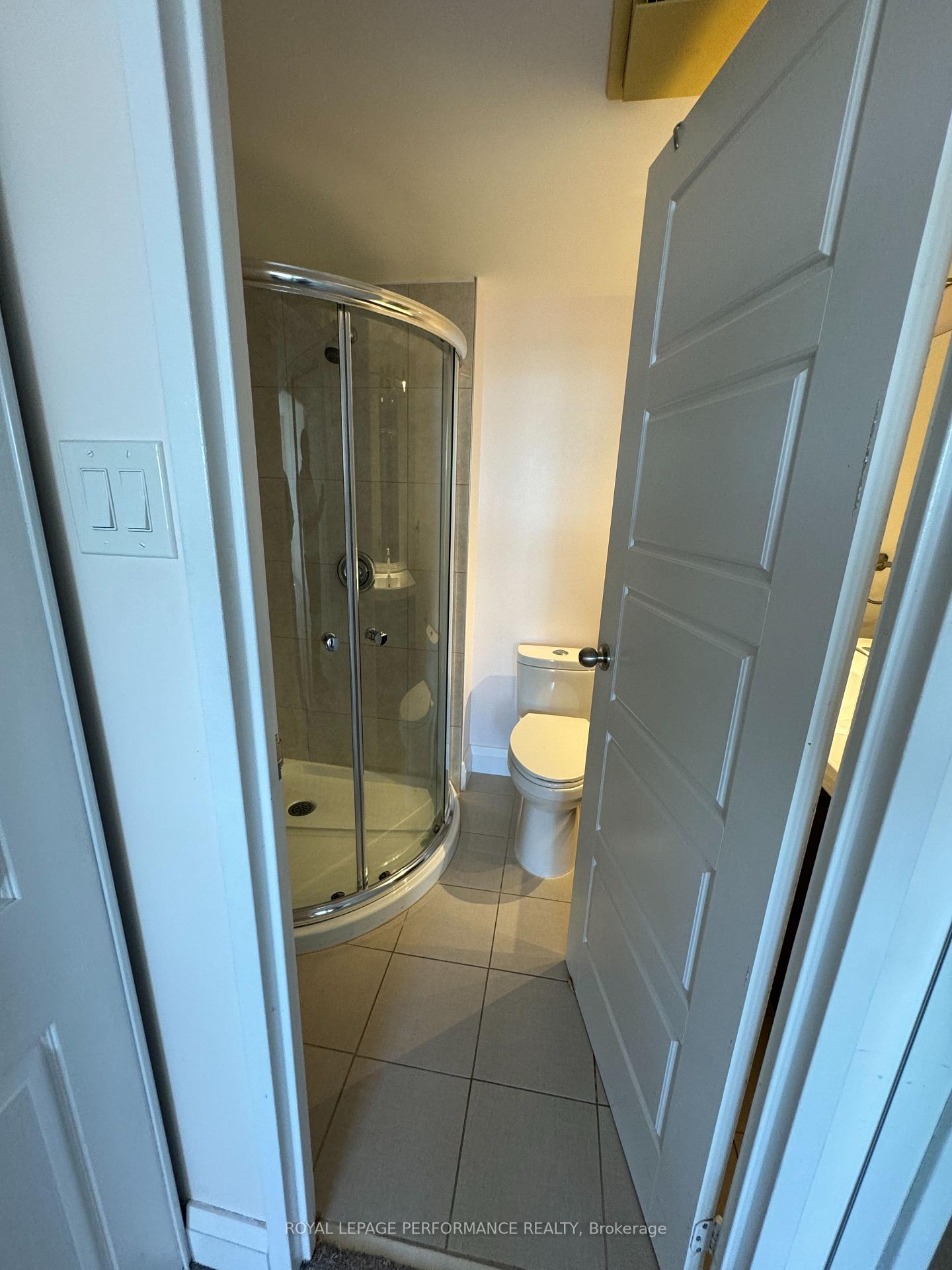 Photo 16 of Unit 1209, 2760 Carousel Crescent, Ottawa, Emerald Woods/Sawmill Creek — HOMEH