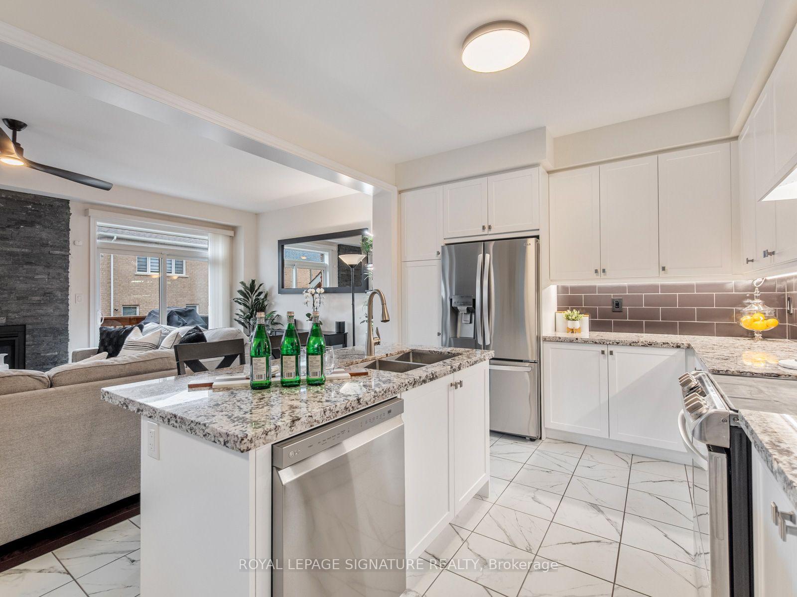 Photo 11 of 1055 Skyridge Boulevard, Pickering, Rural Pickering — HOMEH