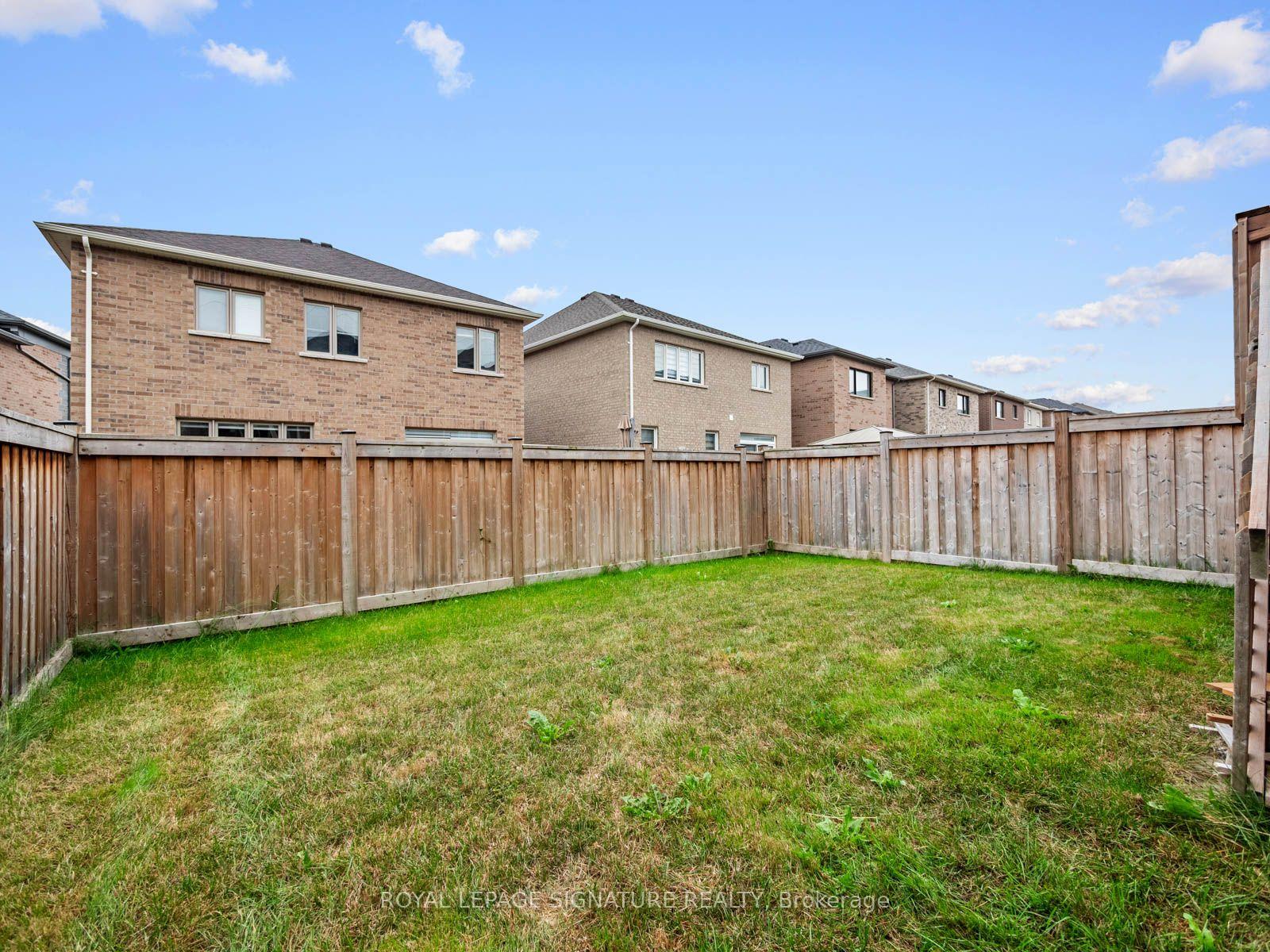 Photo 41 of 1055 Skyridge Boulevard, Pickering, Rural Pickering — HOMEH