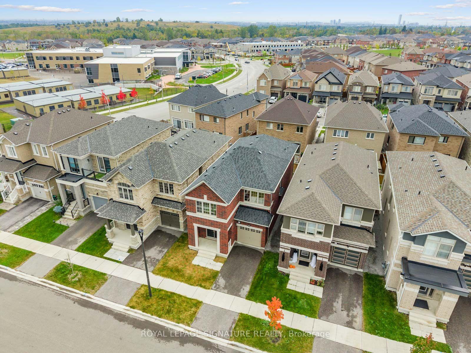 Photo 49 of 1055 Skyridge Boulevard, Pickering, Rural Pickering — HOMEH