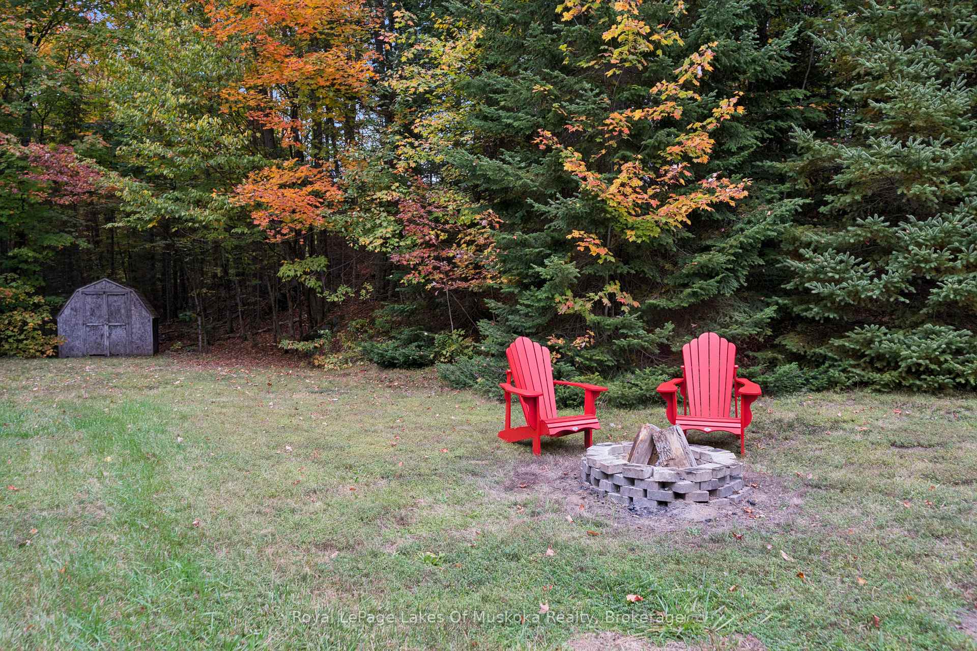 Photo 3 of 1181 Lone Pine Drive, Bracebridge, Macaulay — HOMEH