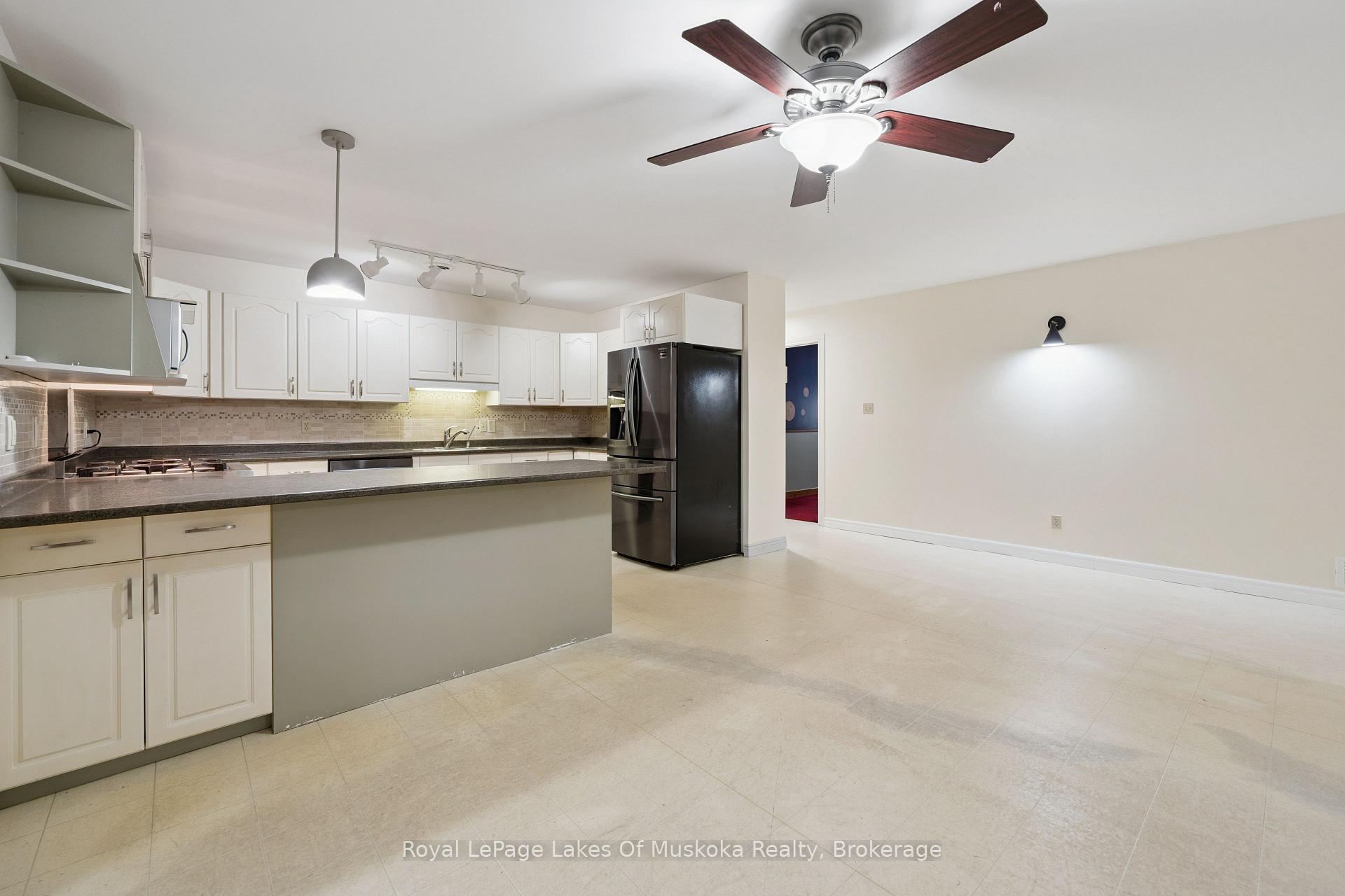 Photo 9 of 1181 Lone Pine Drive, Bracebridge, Macaulay — HOMEH