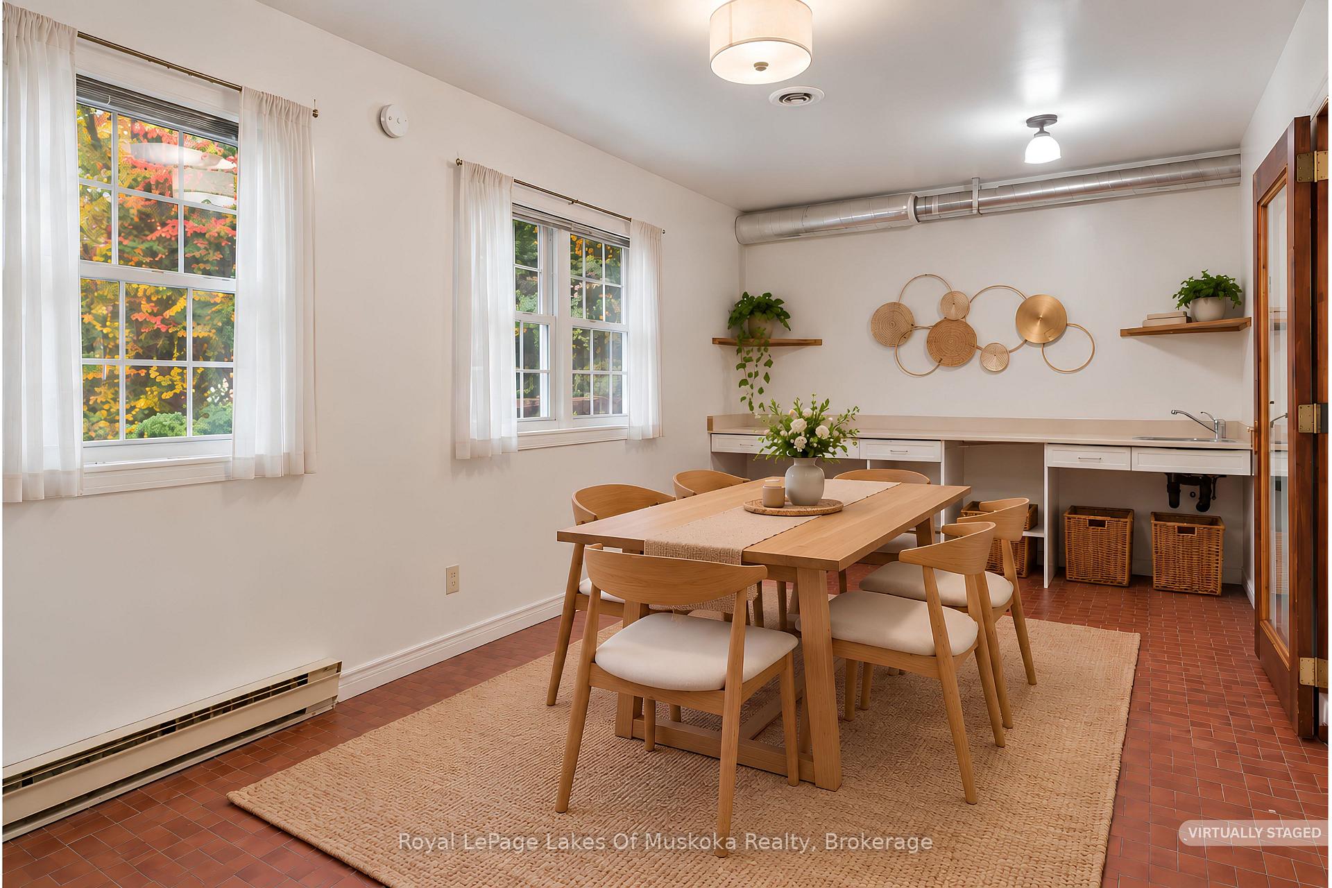Photo 18 of 1181 Lone Pine Drive, Bracebridge, Macaulay — HOMEH