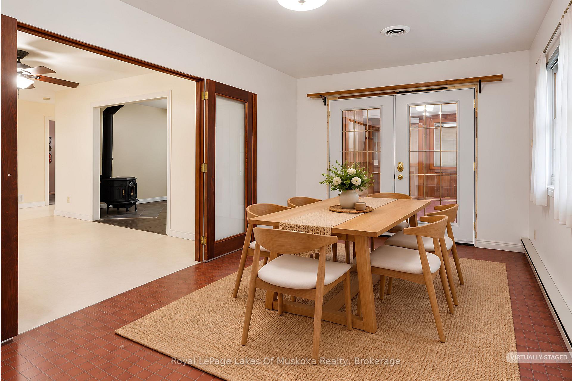 Photo 19 of 1181 Lone Pine Drive, Bracebridge, Macaulay — HOMEH