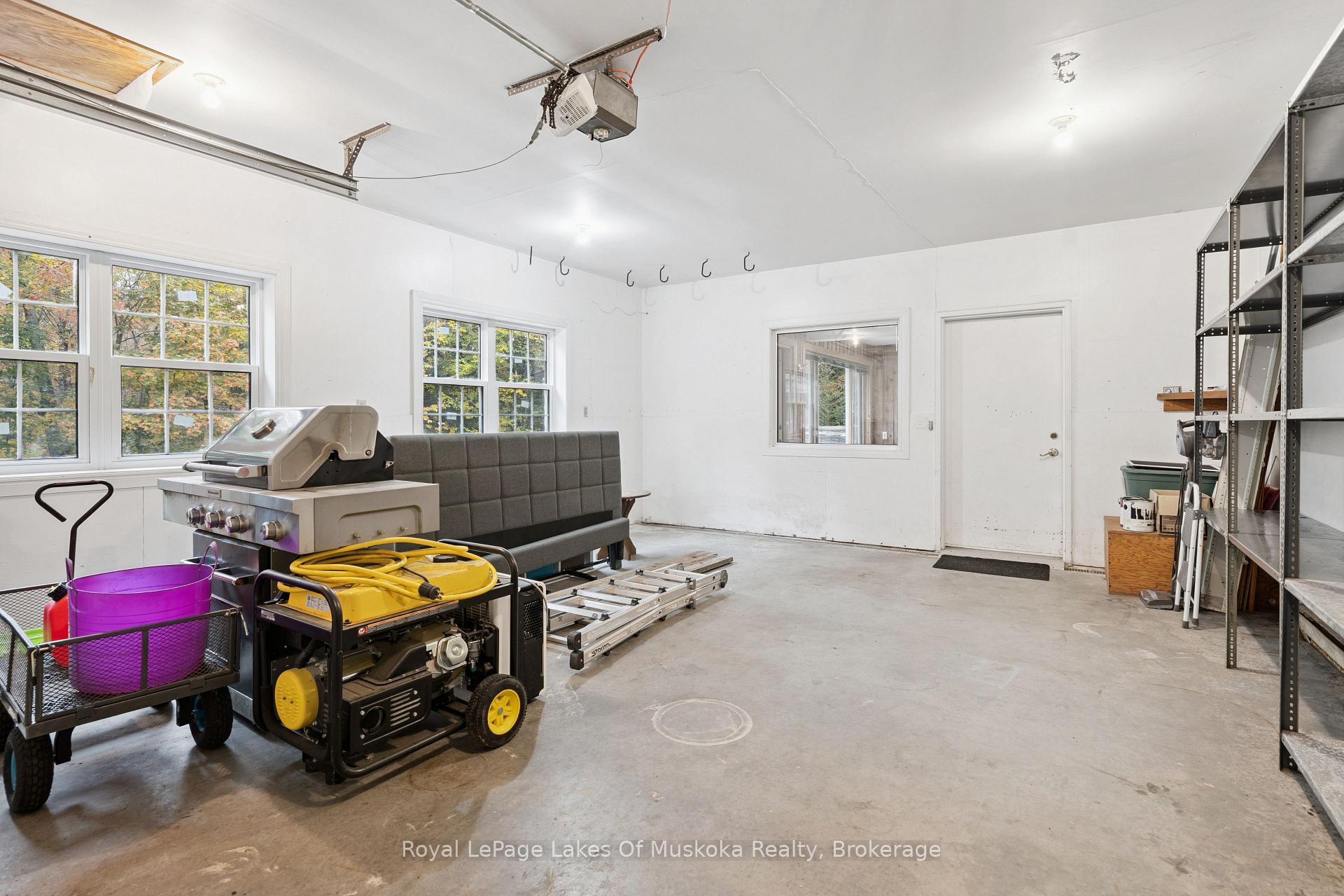 Photo 37 of 1181 Lone Pine Drive, Bracebridge, Macaulay — HOMEH