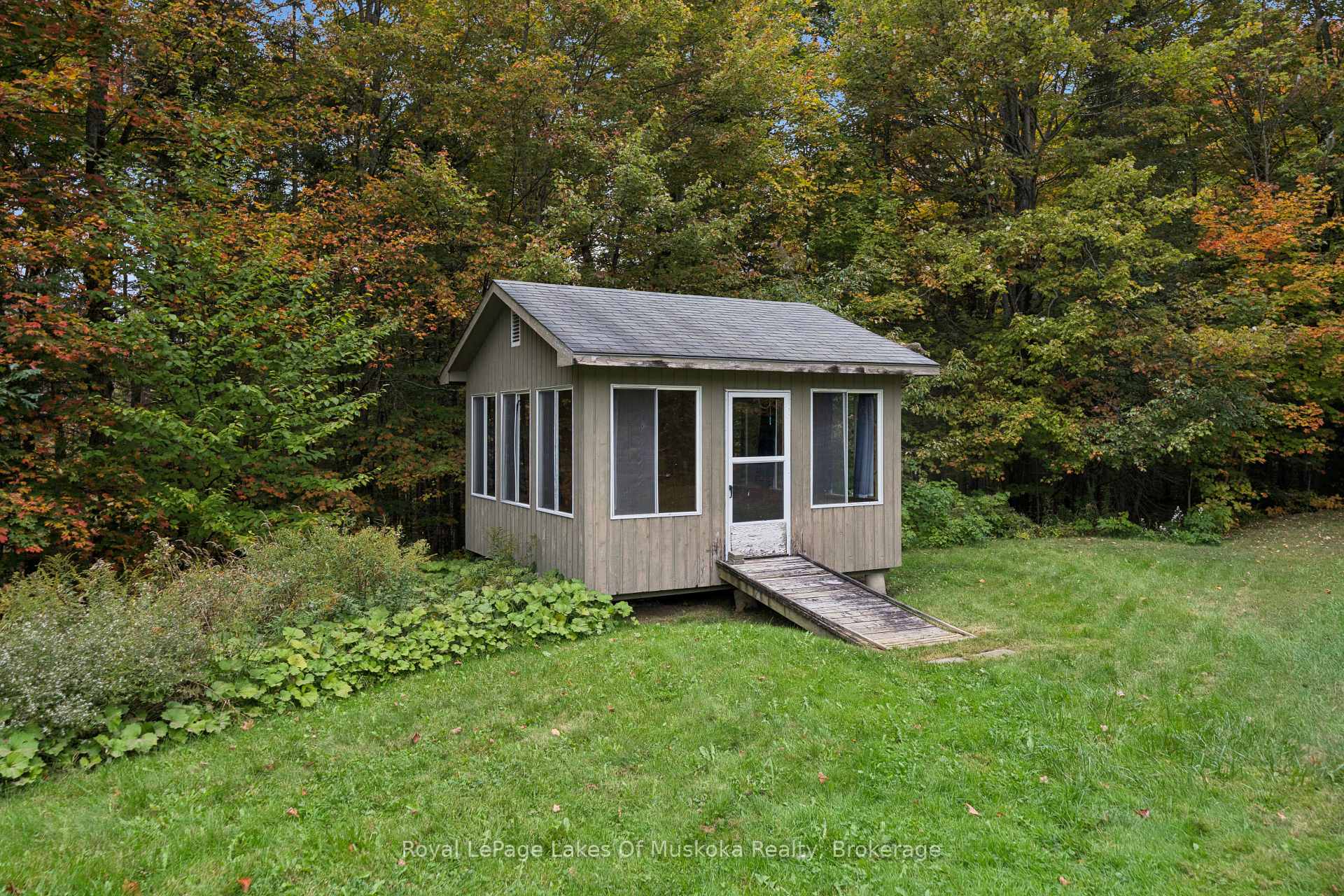 Photo 38 of 1181 Lone Pine Drive, Bracebridge, Macaulay — HOMEH