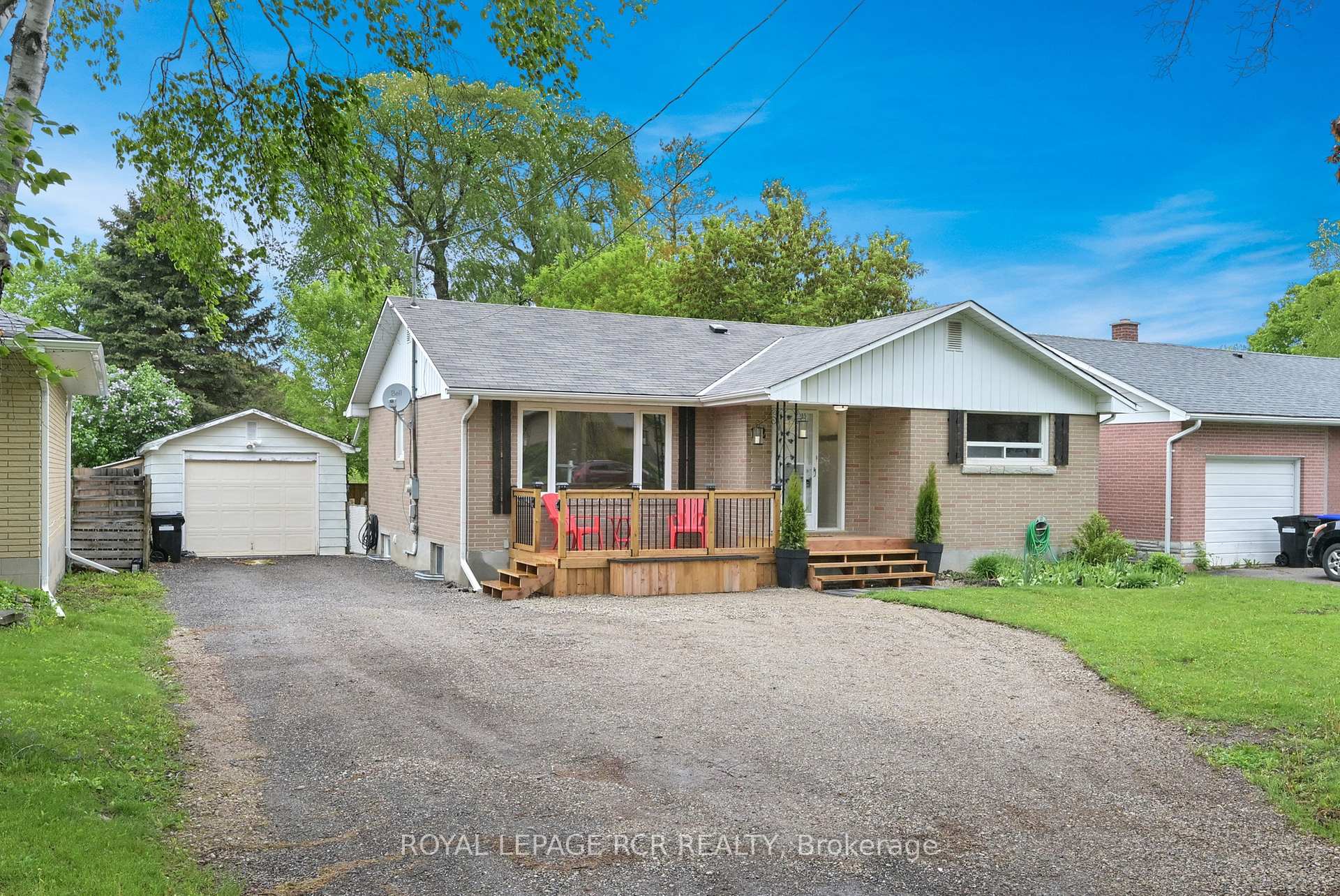 Photo of 12 Maple Avenue E