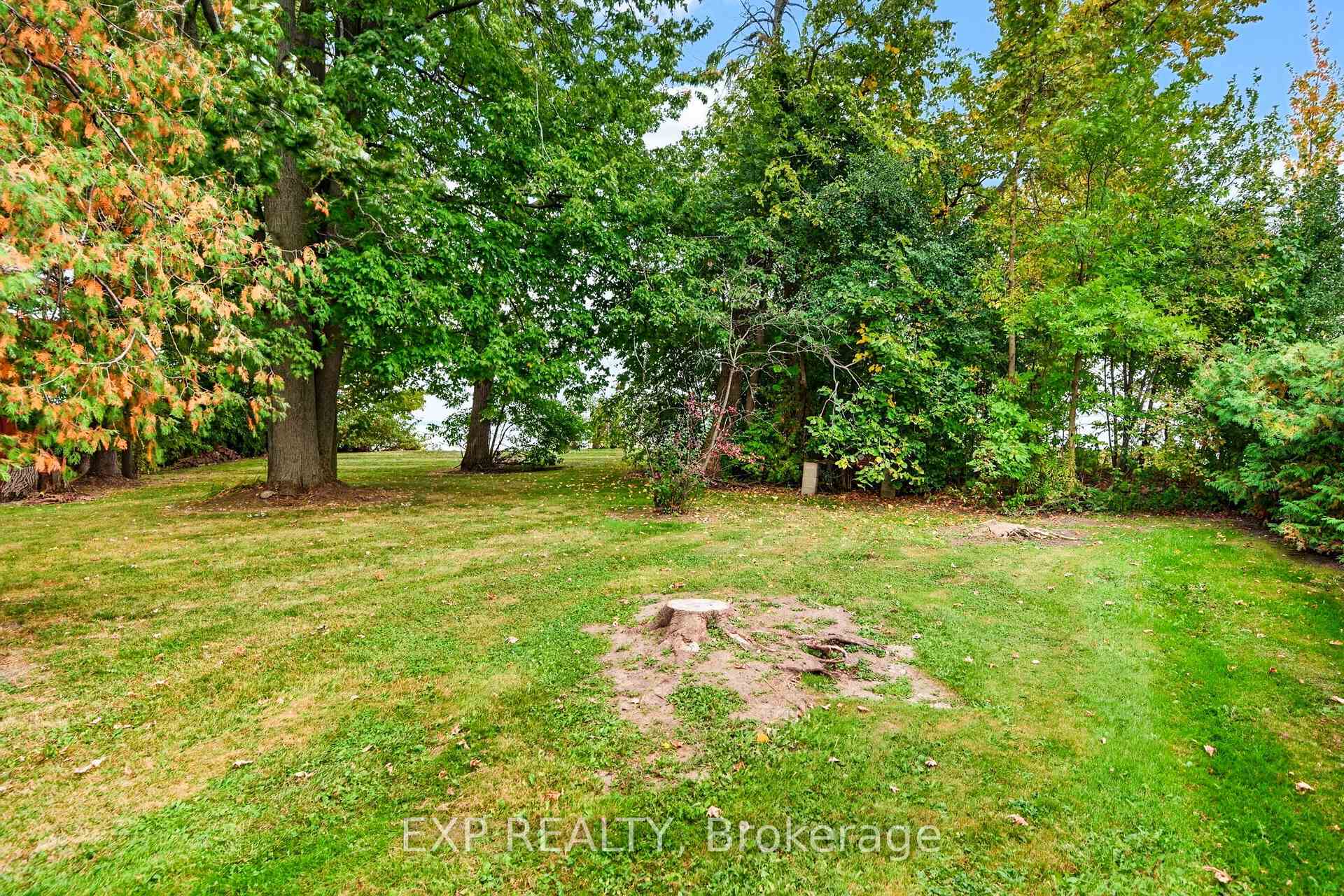 Photo 35 of 607 Duclos Point Road, Georgina, Pefferlaw — HOMEH