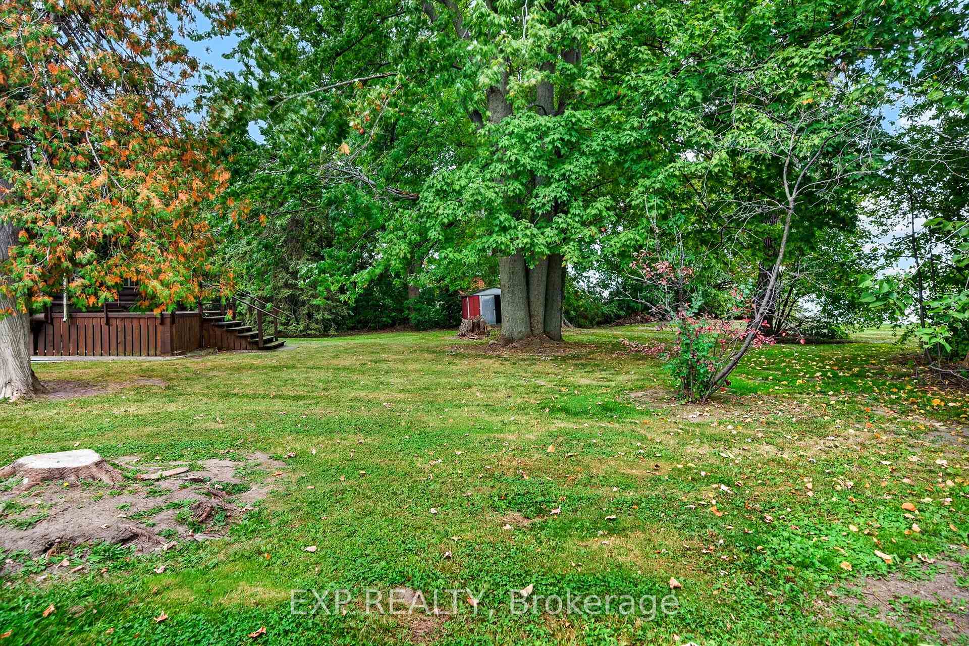 Photo 36 of 607 Duclos Point Road, Georgina, Pefferlaw — HOMEH