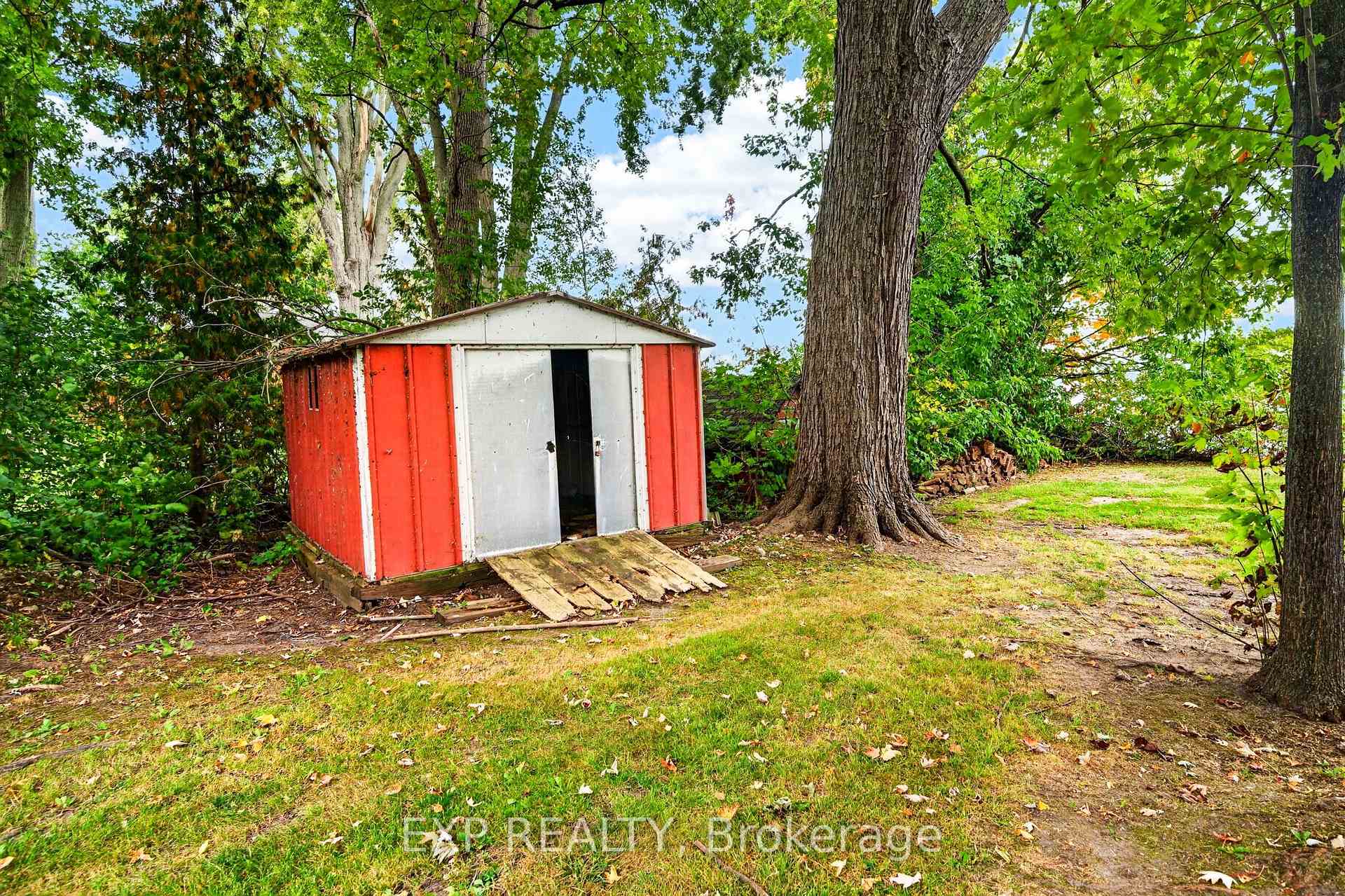 Photo 38 of 607 Duclos Point Road, Georgina, Pefferlaw — HOMEH