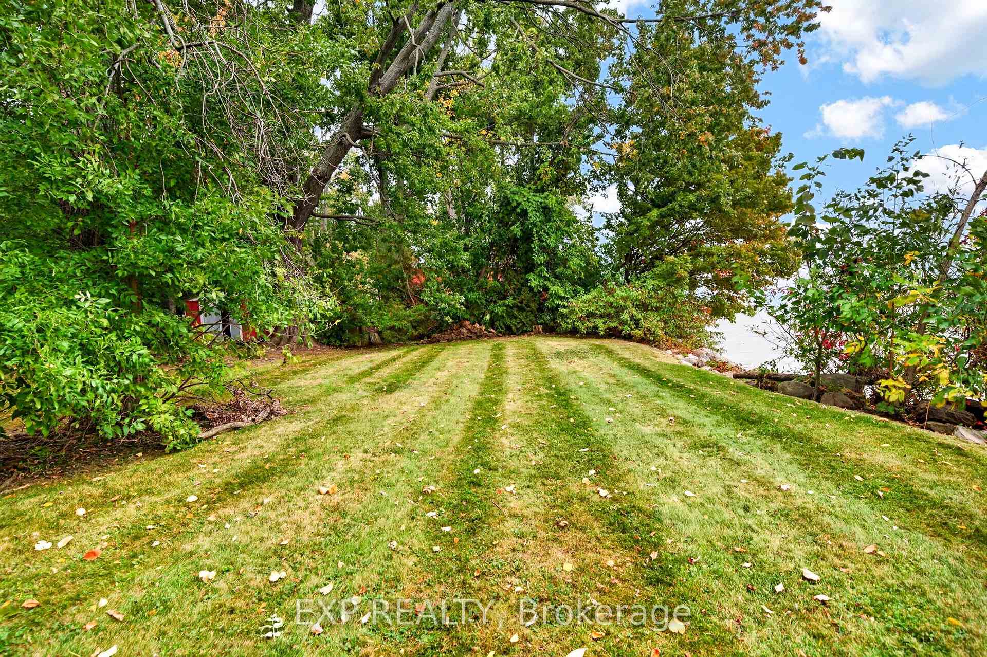 Photo 41 of 607 Duclos Point Road, Georgina, Pefferlaw — HOMEH