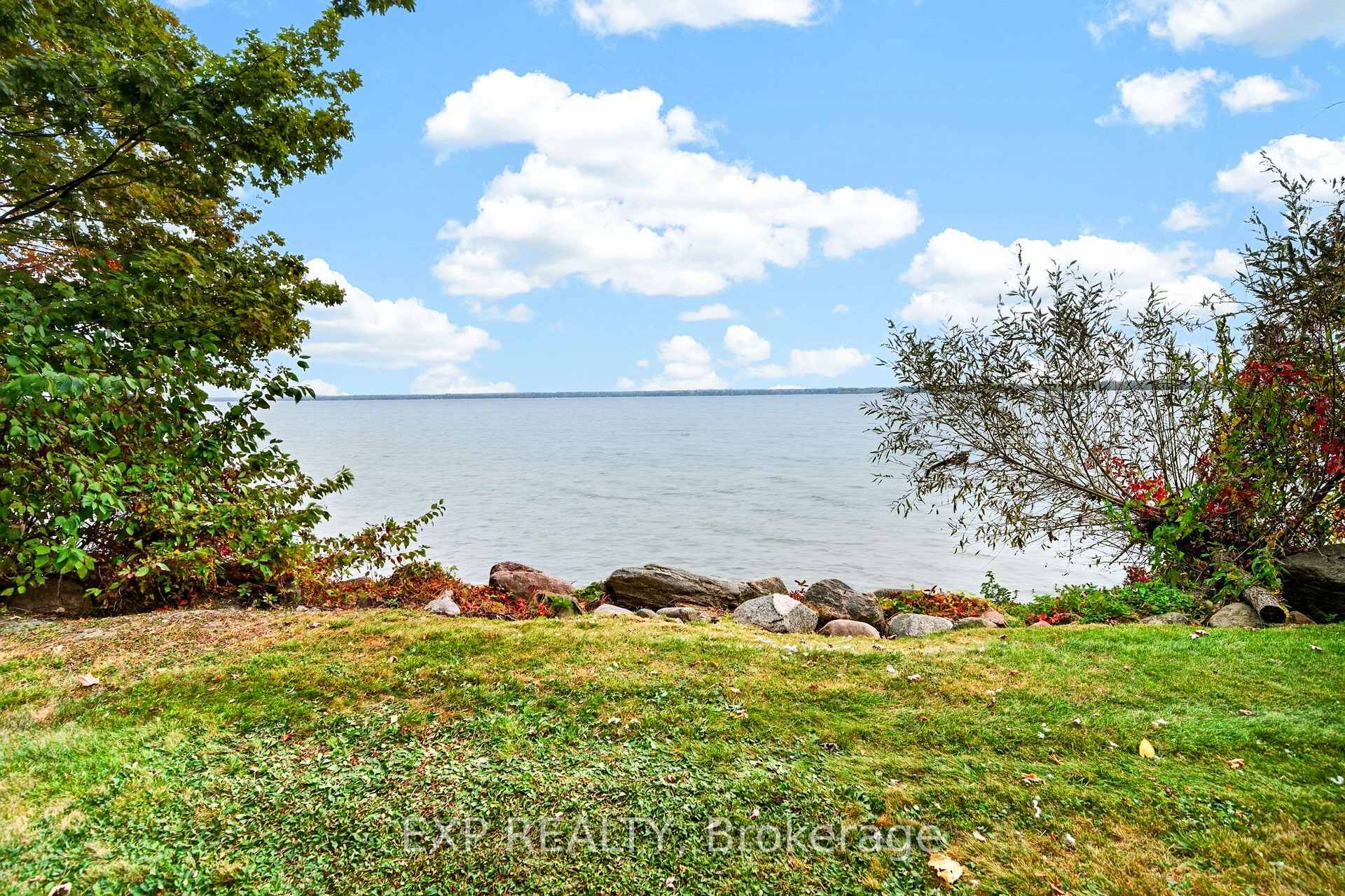 Photo 43 of 607 Duclos Point Road, Georgina, Pefferlaw — HOMEH
