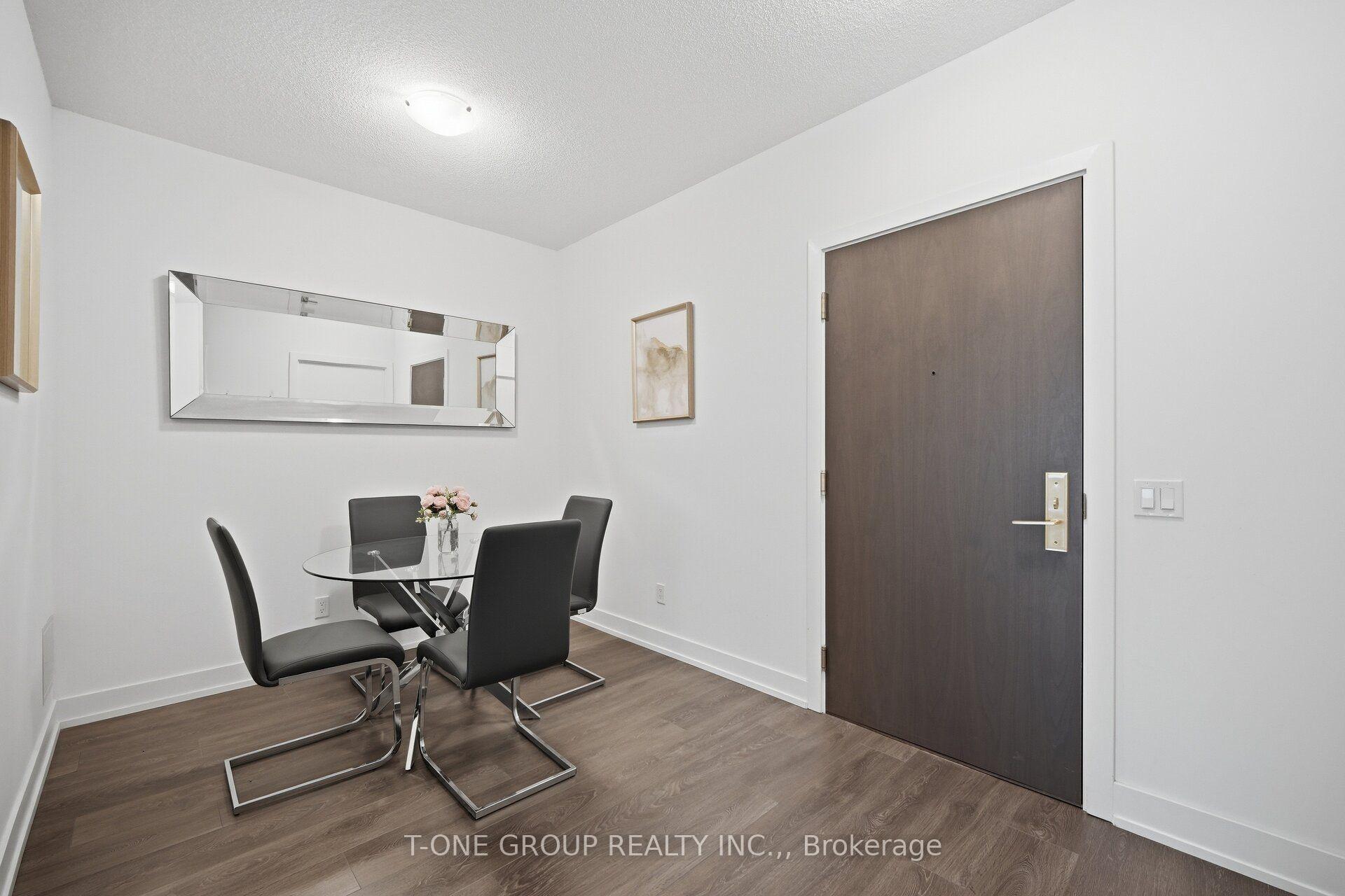 Photo 7 of Unit 215W, 268 Buchanan Drive, Markham, Unionville — HOMEH