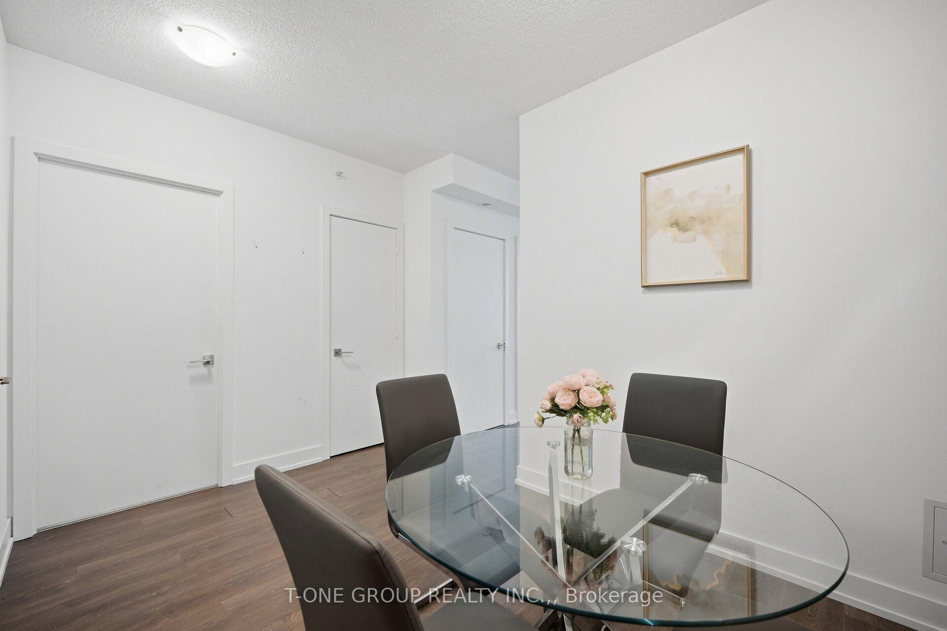 Photo 9 of Unit 215W, 268 Buchanan Drive, Markham, Unionville — HOMEH