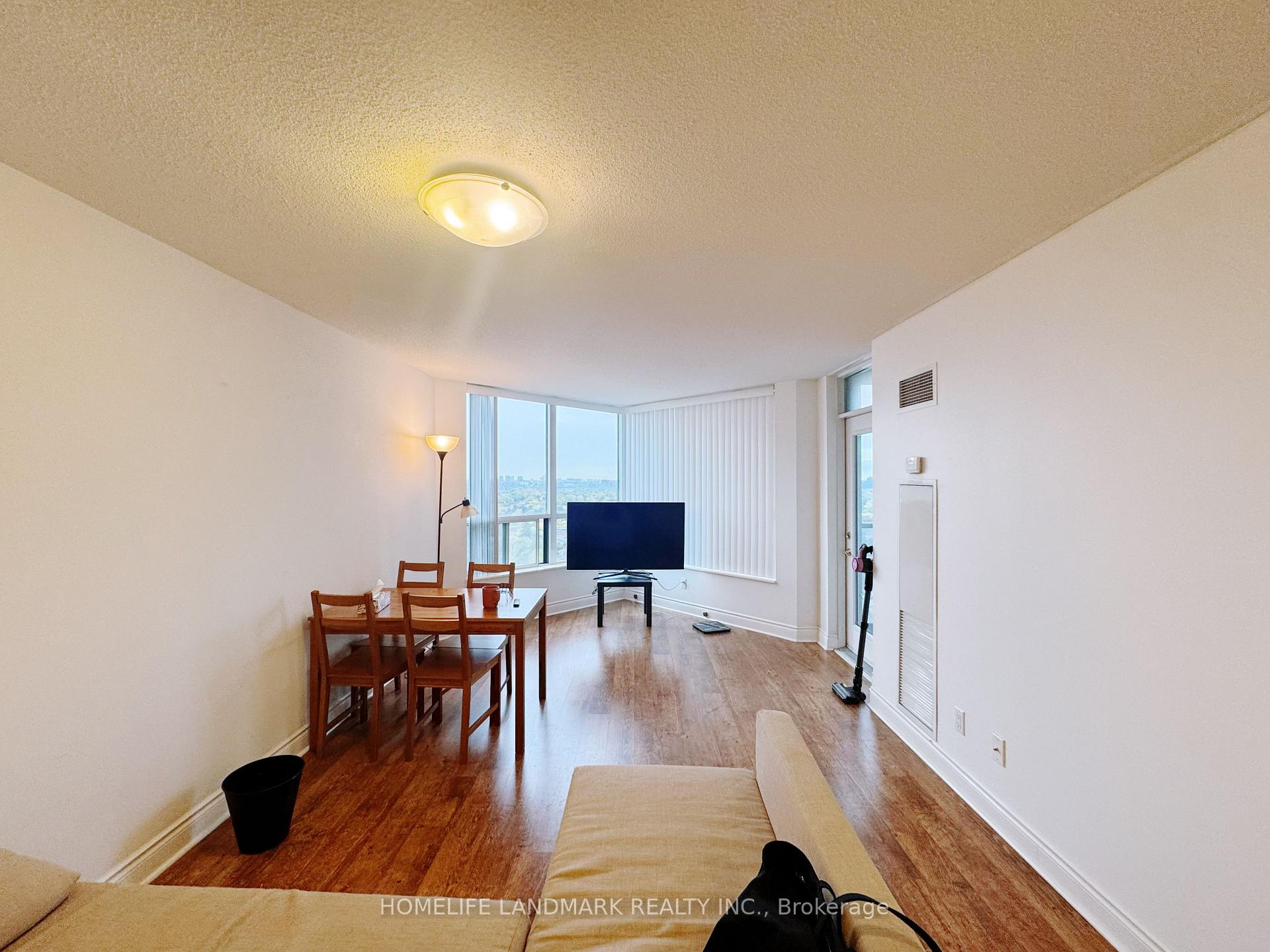 Photo 8 of Unit 2213, 10 Northtown Way, North York, Willowdale East — HOMEH