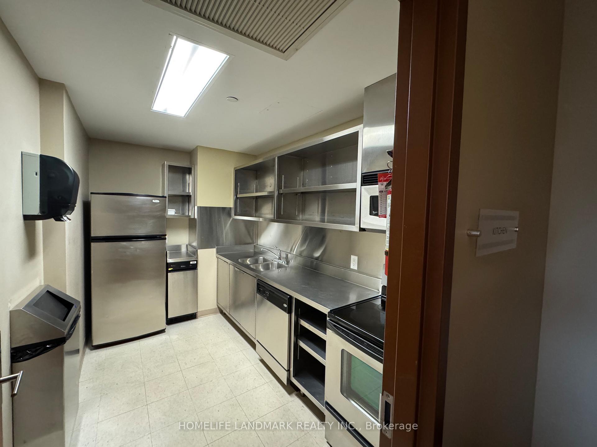 Photo 27 of Unit 2213, 10 Northtown Way, North York, Willowdale East — HOMEH