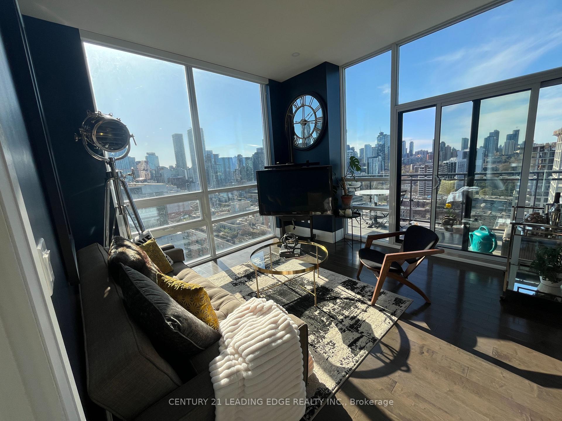 Photo 2 of Unit Ph203, 460 Adelaide Street E, Toronto, Moss Park — HOMEH