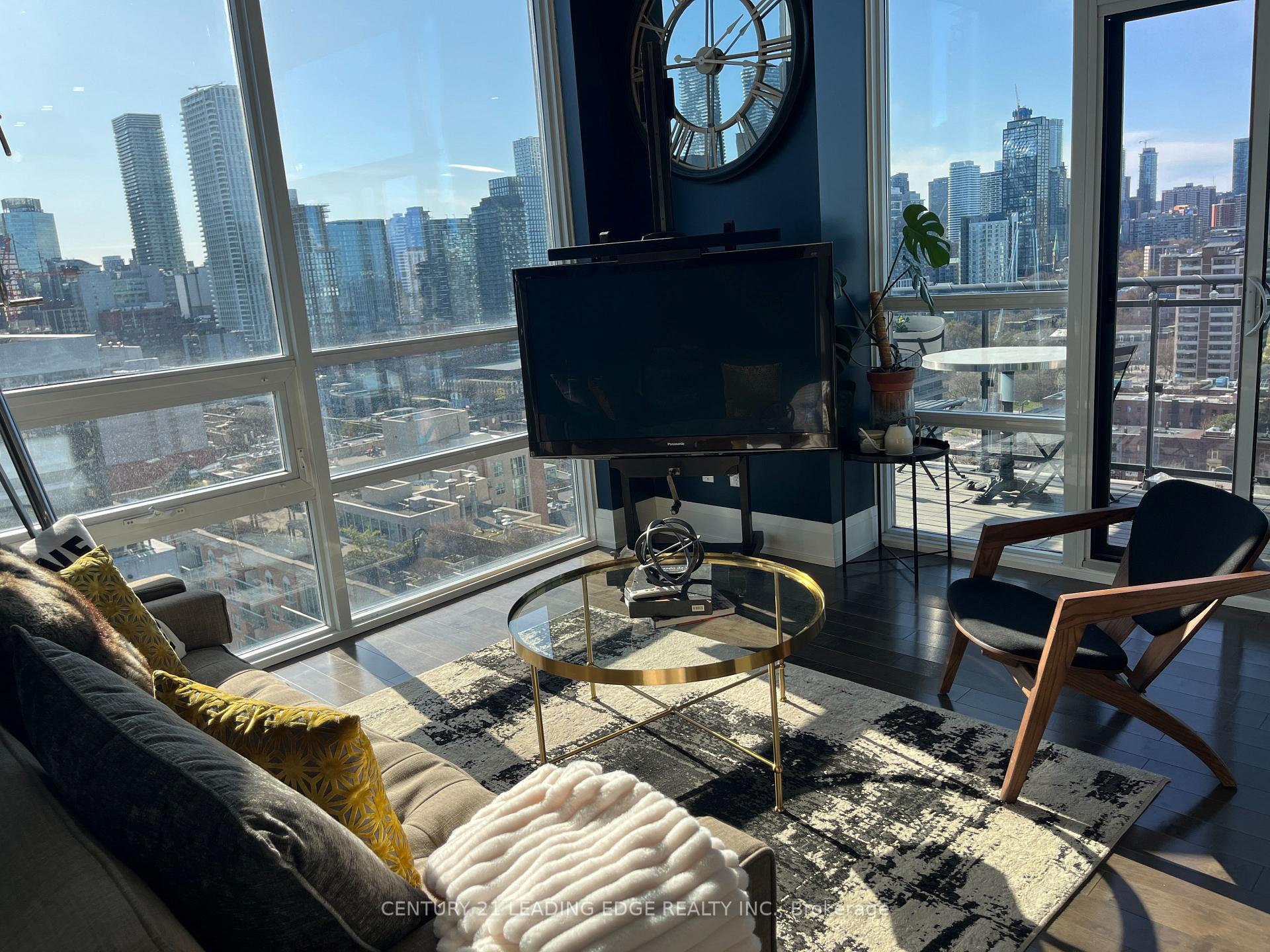 Photo 3 of Unit Ph203, 460 Adelaide Street E, Toronto, Moss Park — HOMEH