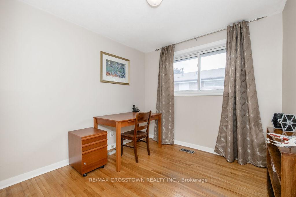 Photo 18 of 865 Krosno Boulevard, Pickering, Bay Ridges — HOMEH