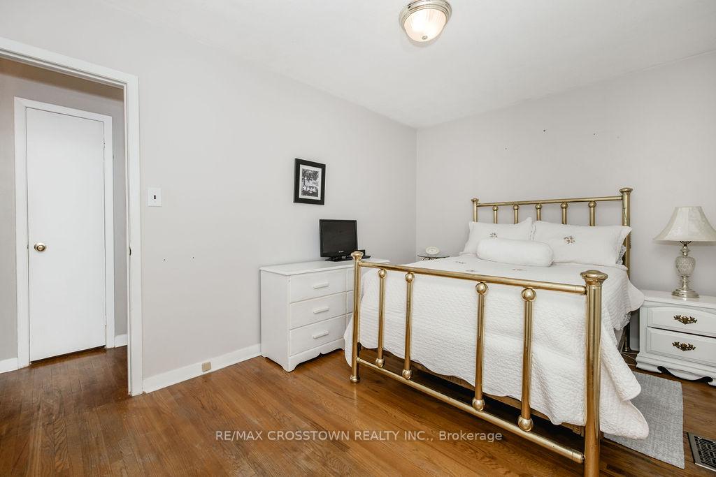 Photo 21 of 865 Krosno Boulevard, Pickering, Bay Ridges — HOMEH