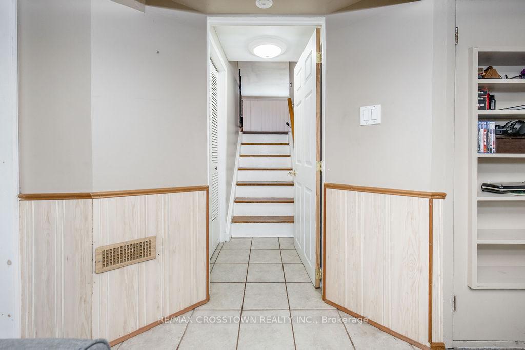 Photo 26 of 865 Krosno Boulevard, Pickering, Bay Ridges — HOMEH