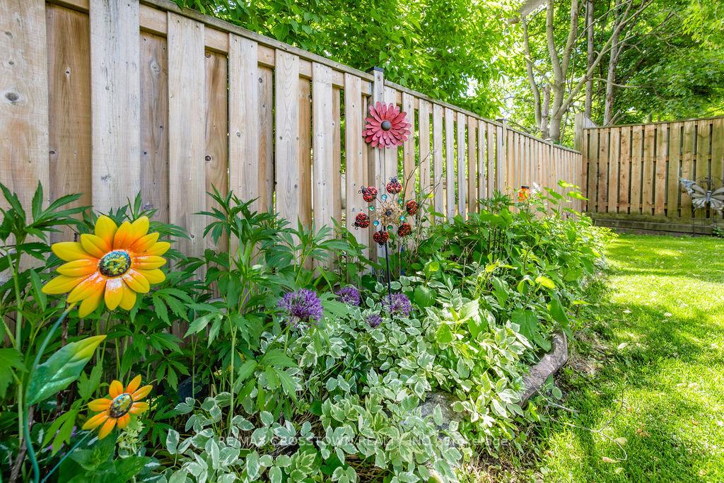 Photo 42 of 865 Krosno Boulevard, Pickering, Bay Ridges — HOMEH