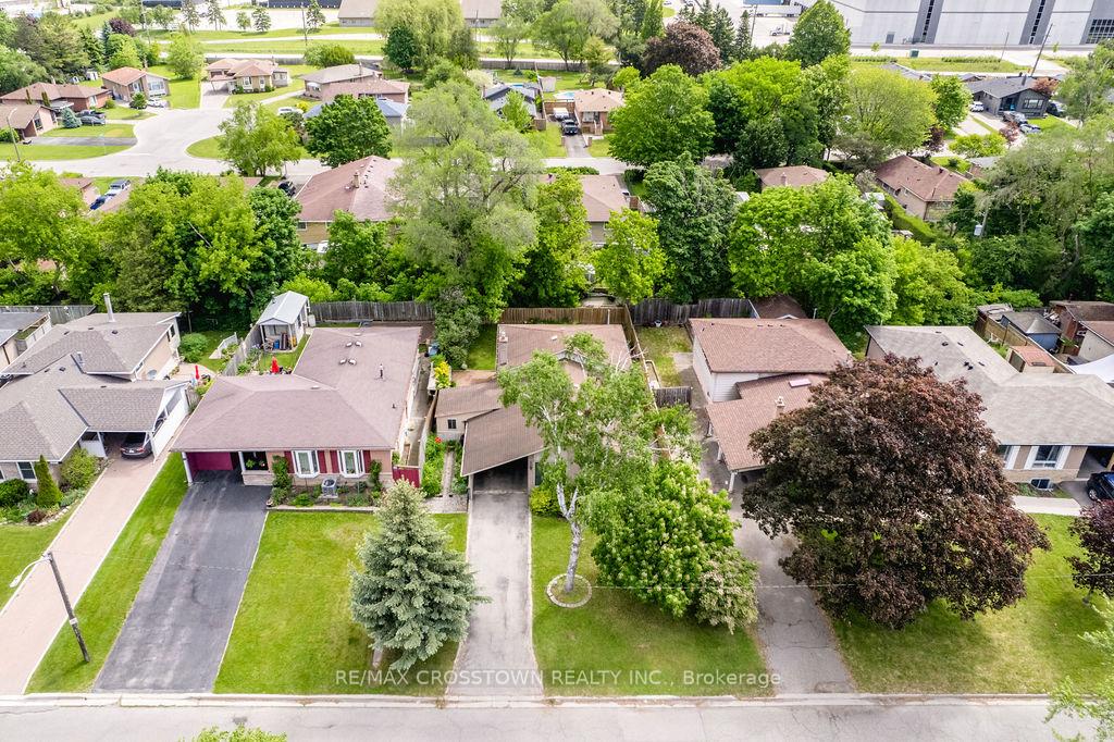 Photo 46 of 865 Krosno Boulevard, Pickering, Bay Ridges — HOMEH