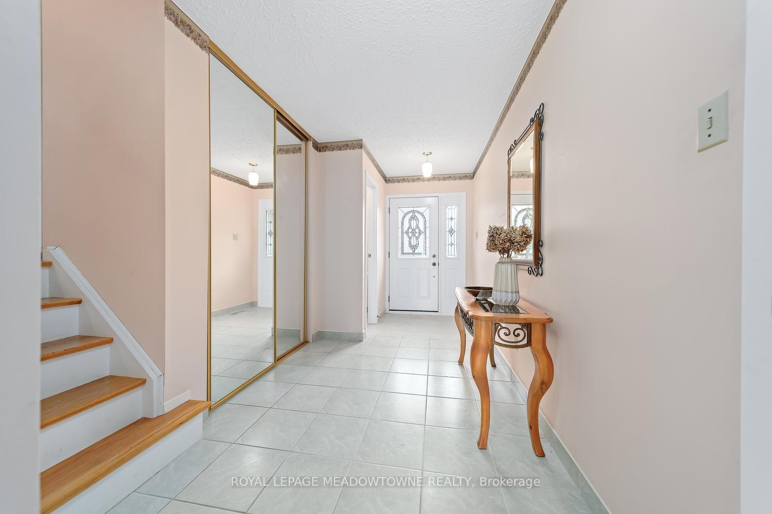 Photo 6 of 38 Jasper Crescent, Brampton, Northgate — HOMEH