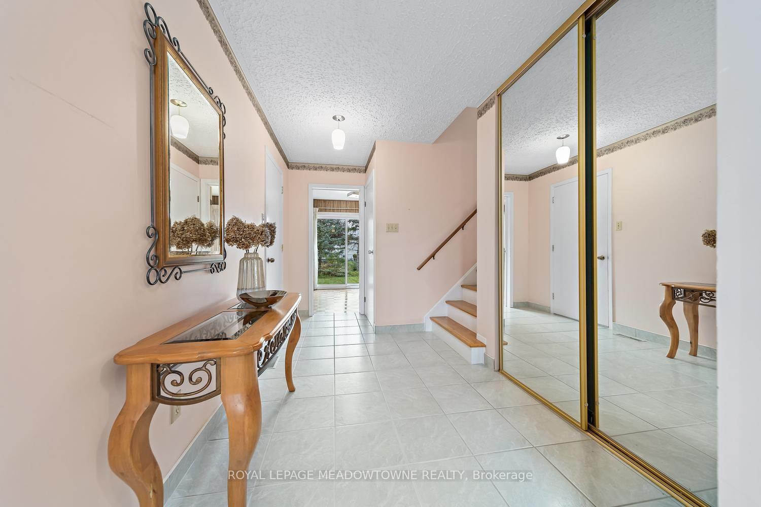 Photo 7 of 38 Jasper Crescent, Brampton, Northgate — HOMEH