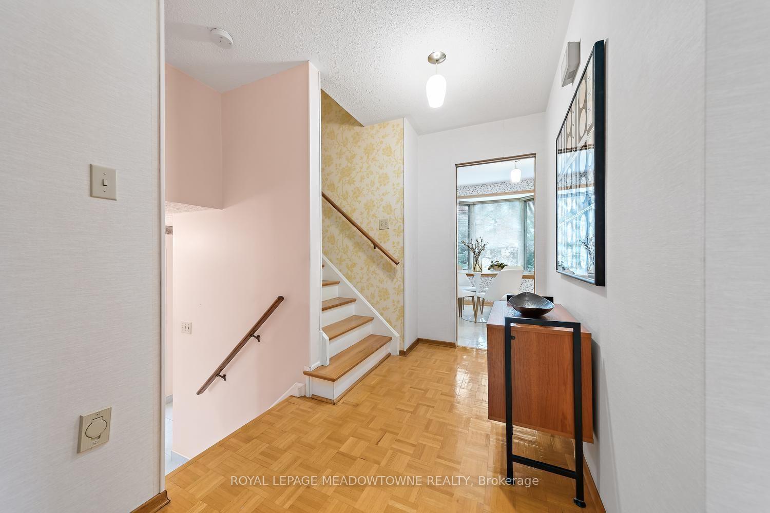Photo 19 of 38 Jasper Crescent, Brampton, Northgate — HOMEH