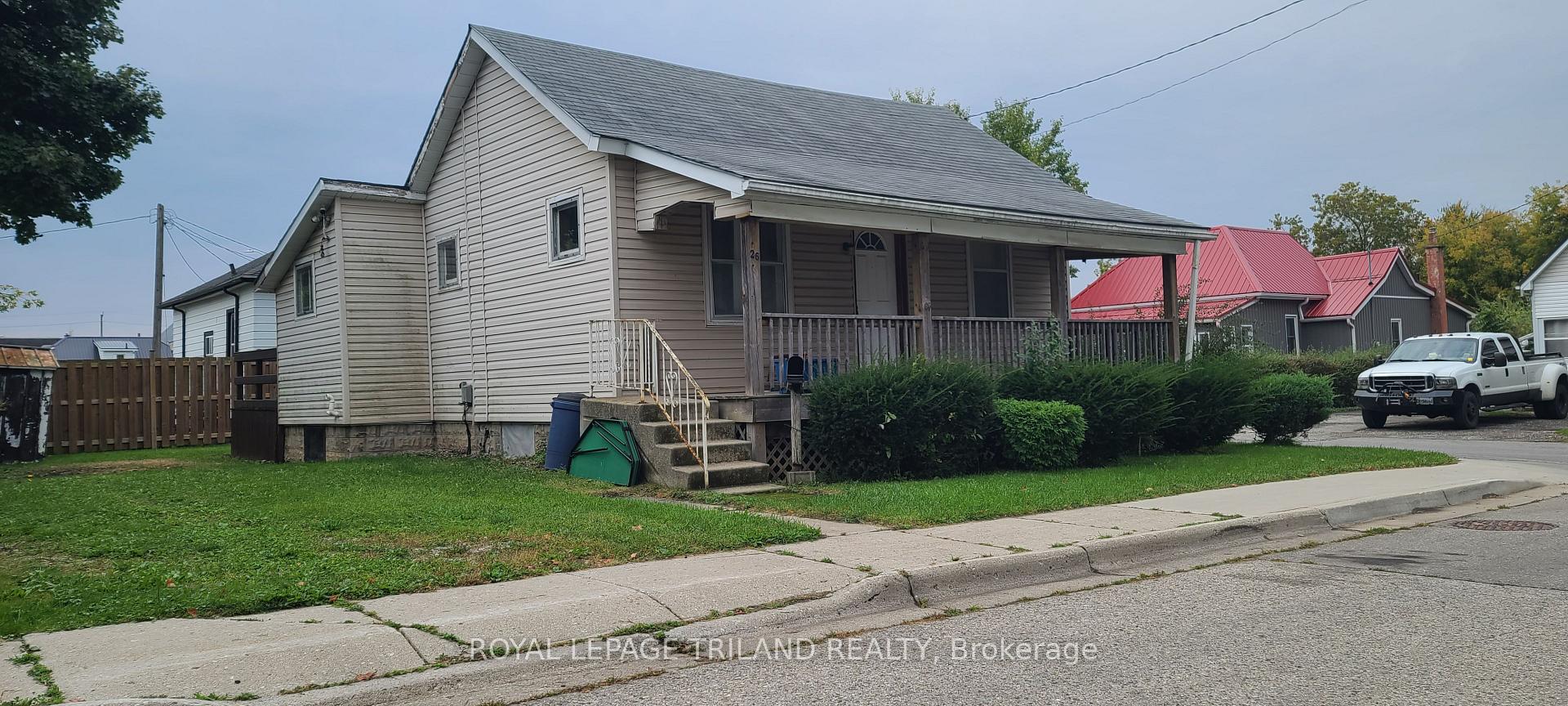 Photo 3 of 26 Eagle Street, St. Thomas — HOMEH